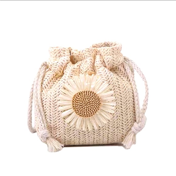 🌻 Floral Appliqué Straw DrawString Design Crossbody Bucket Bag - Picture 8 of 10